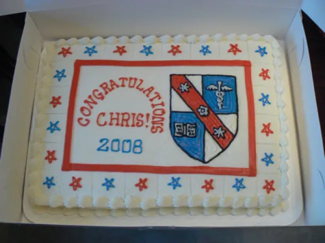 graduation-cake-lvm-crest